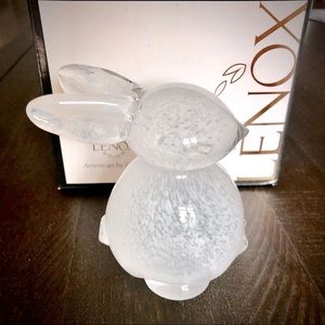 ✨🛍✨ Lenox Art Glass Bunny Figurine